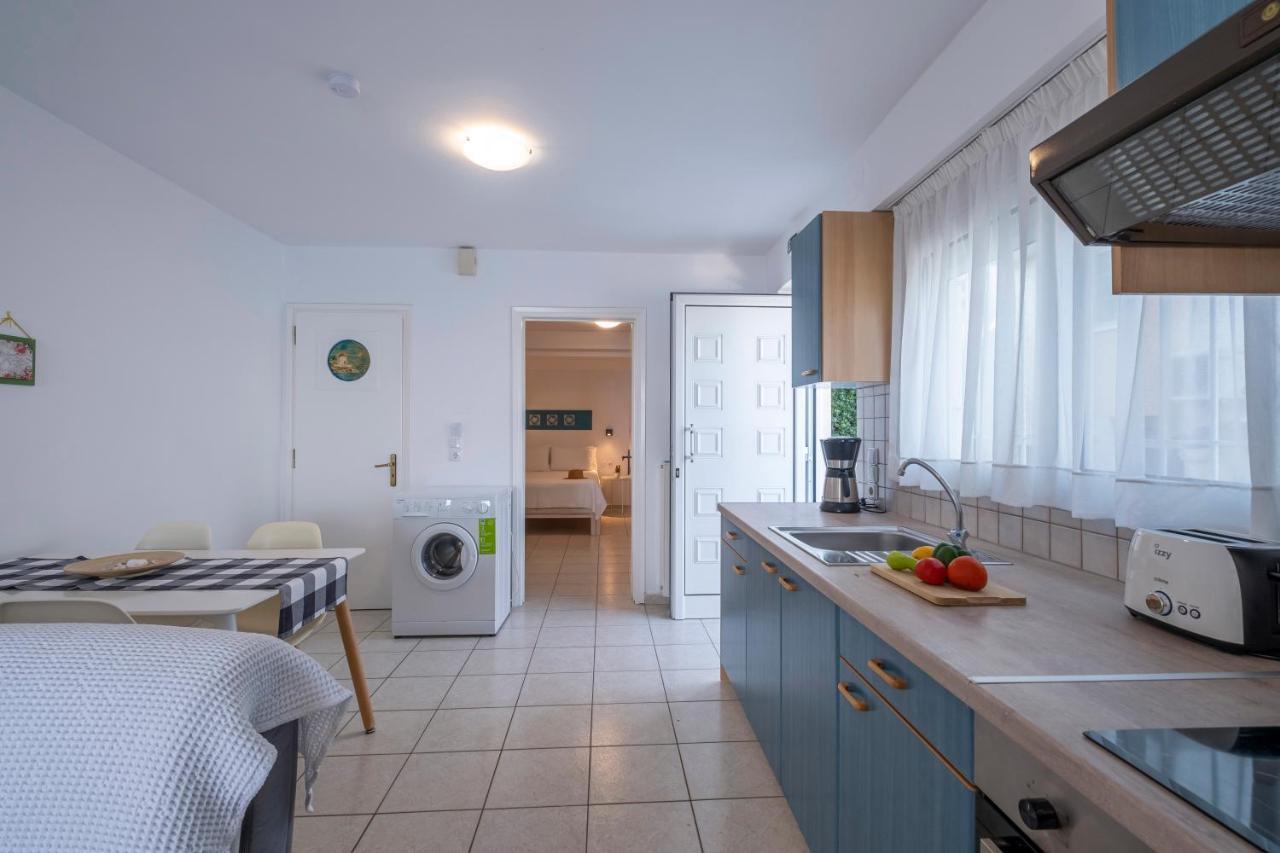 Meli Apartments & Villas Kivérion Екстериор снимка