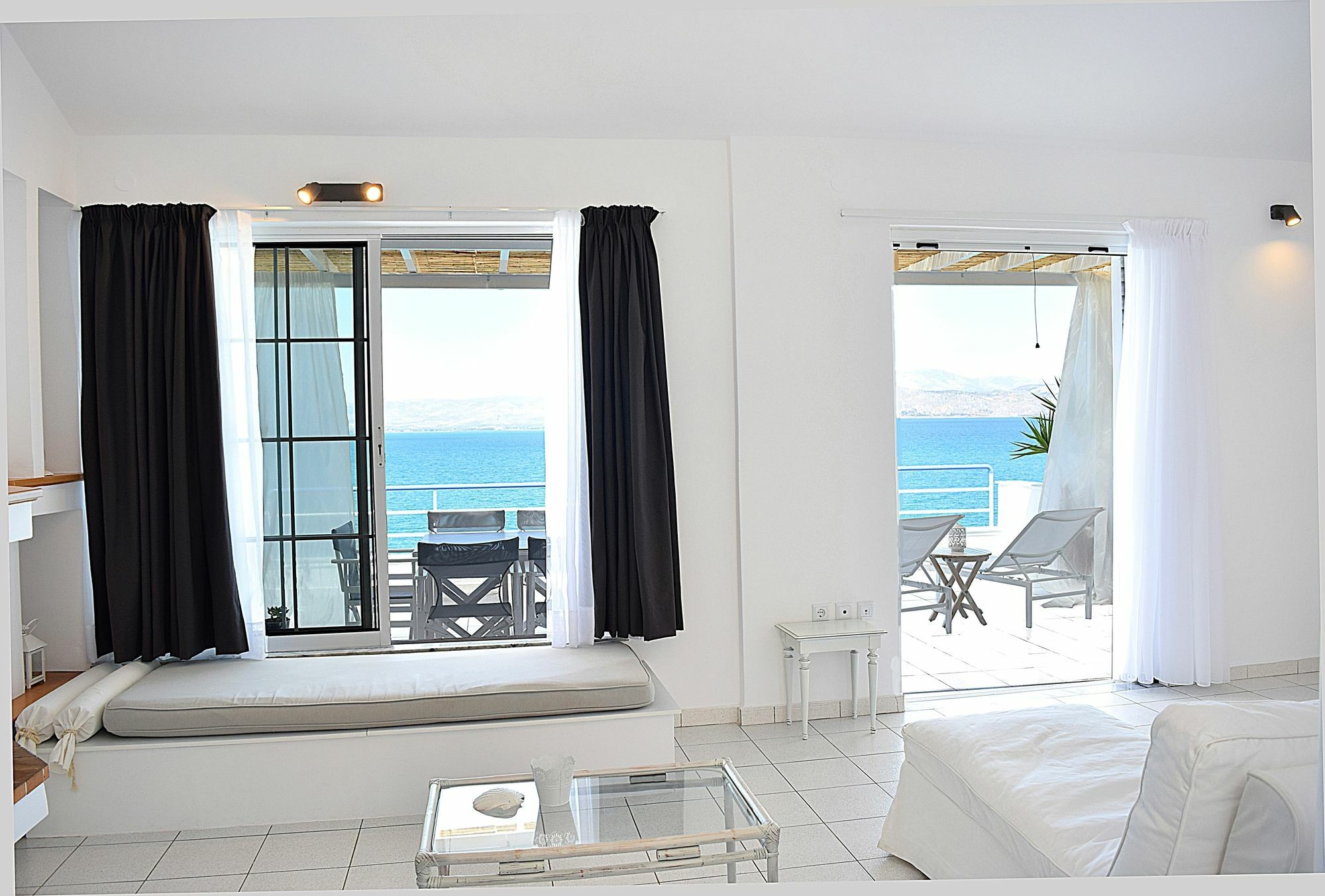 Meli Apartments & Villas Kivérion Екстериор снимка